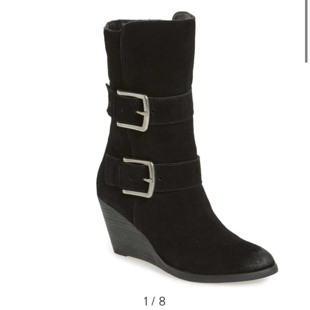 NIB Very Volatile ‘Lars’ Wedge bootie